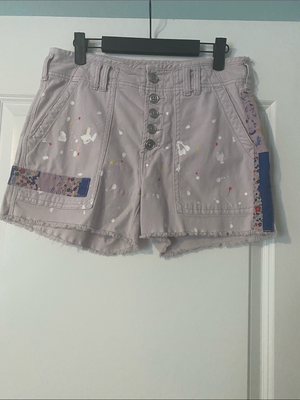 Pilcro Lavender Button-Front Paint-Splatter Jean Shorts